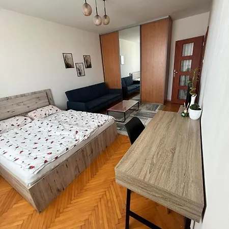 Apartmán Simplestay With Parking